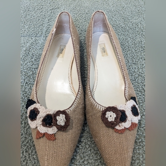 Prada Beige Tan Crochet Floral Embellished Raffia Pointed Toe Flats Size 7.5 - Picture 4 of 12